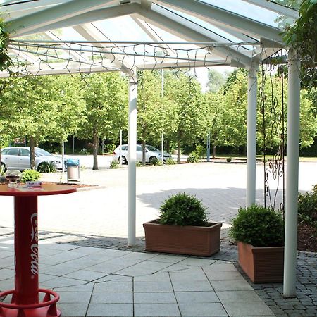 Hotel Woerth Wörth an der Isar Buitenkant foto